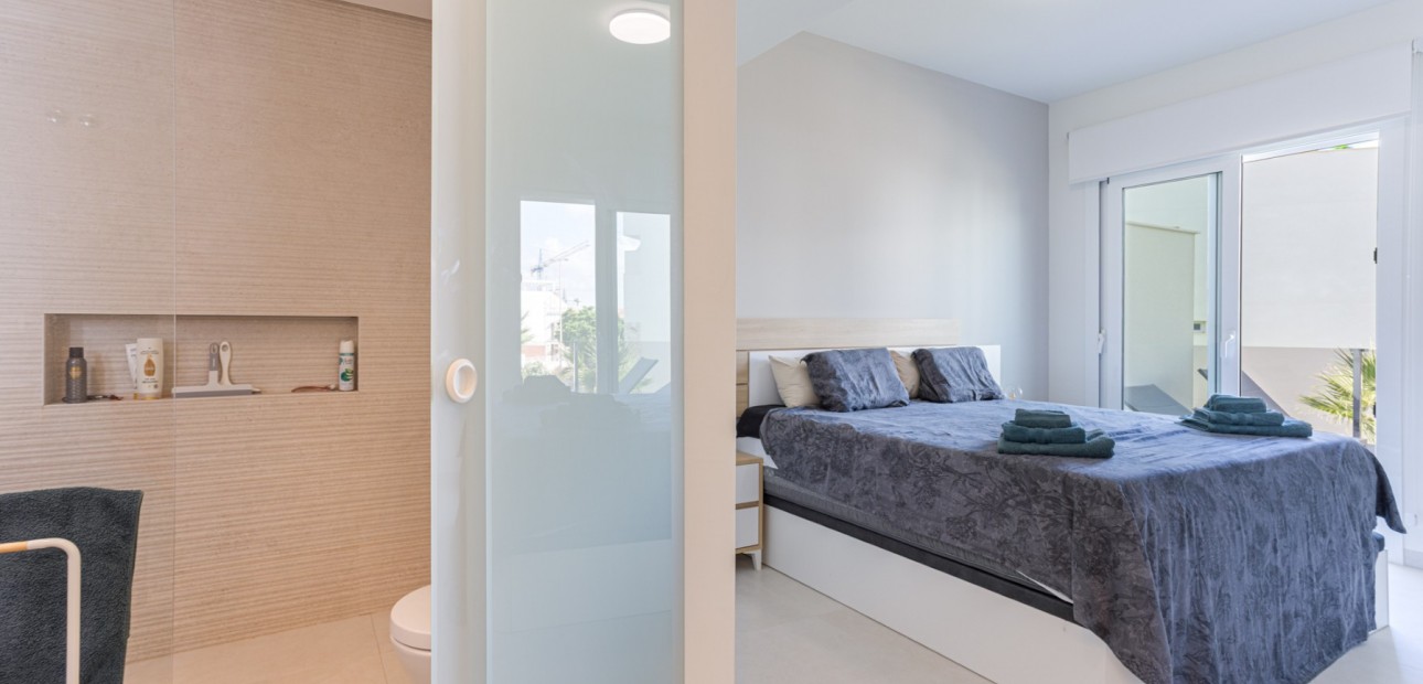 Sale - Apartment flat -
Guardamar del Segura - Urb el raso