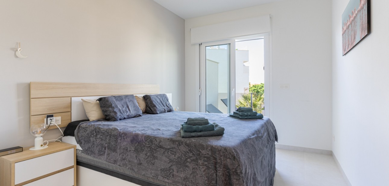 Sale - Apartment flat -
Guardamar del Segura - Urb el raso
