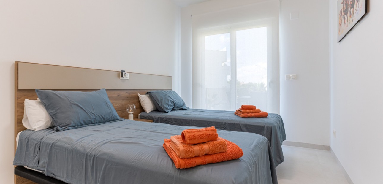 Sale - Apartment flat -
Guardamar del Segura - Urb el raso