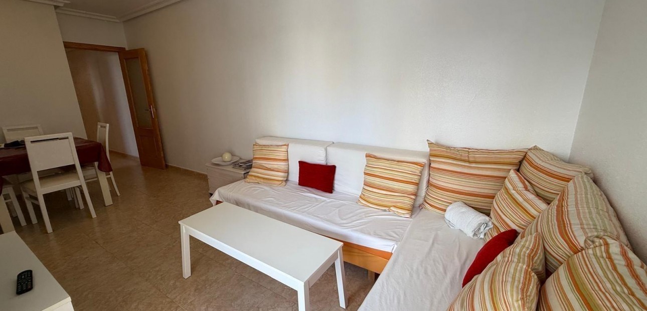 Sale - Apartment / flat -
Torrevieja - Playa del cura