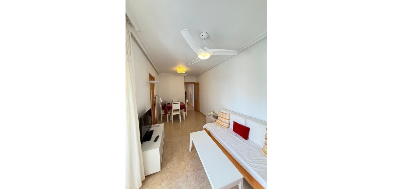 Sale - Apartment / flat -
Torrevieja - Playa del cura