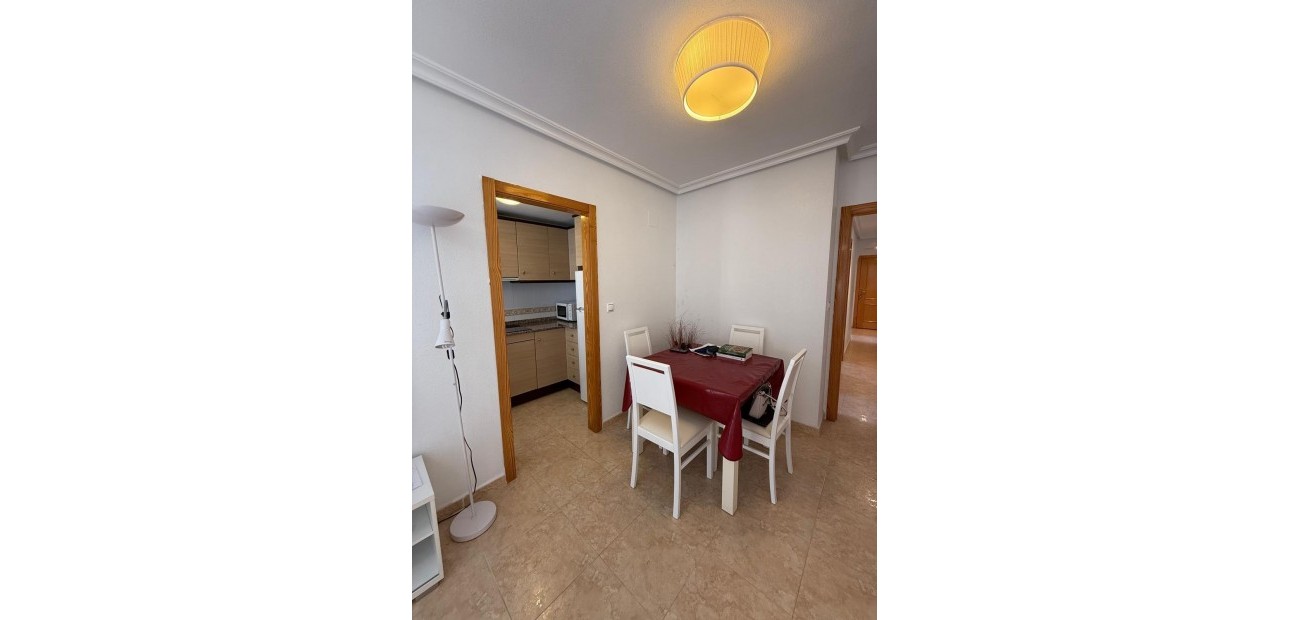 Sale - Apartment / flat -
Torrevieja - Playa del cura