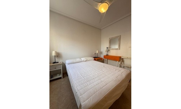 Sale - Apartment / flat -
Torrevieja - Playa del cura