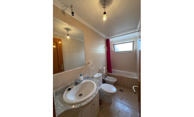 Sale - Apartment / flat -
Torrevieja - Playa del cura
