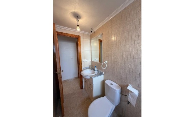 Sale - Apartment / flat -
Torrevieja - Playa del cura