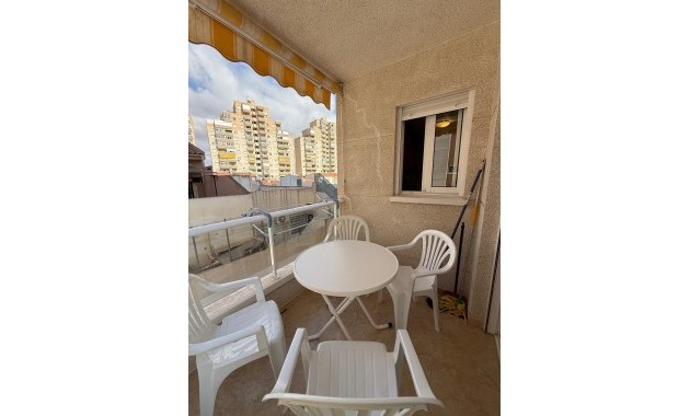 Sale - Apartment / flat -
Torrevieja - Playa del cura