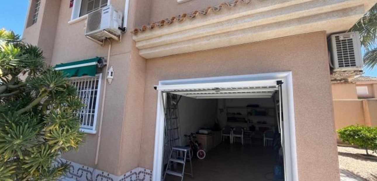 Sale - House -
Orihuela Costa - Rocio del Mar