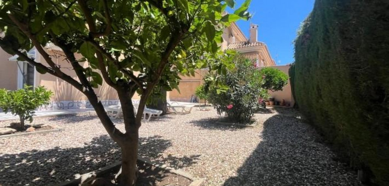 Sale - House -
Orihuela Costa - Rocio del Mar