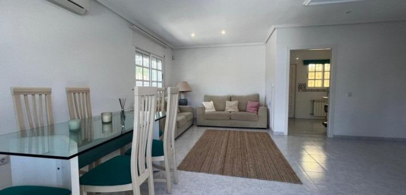 Sale - House -
Orihuela Costa - Rocio del Mar