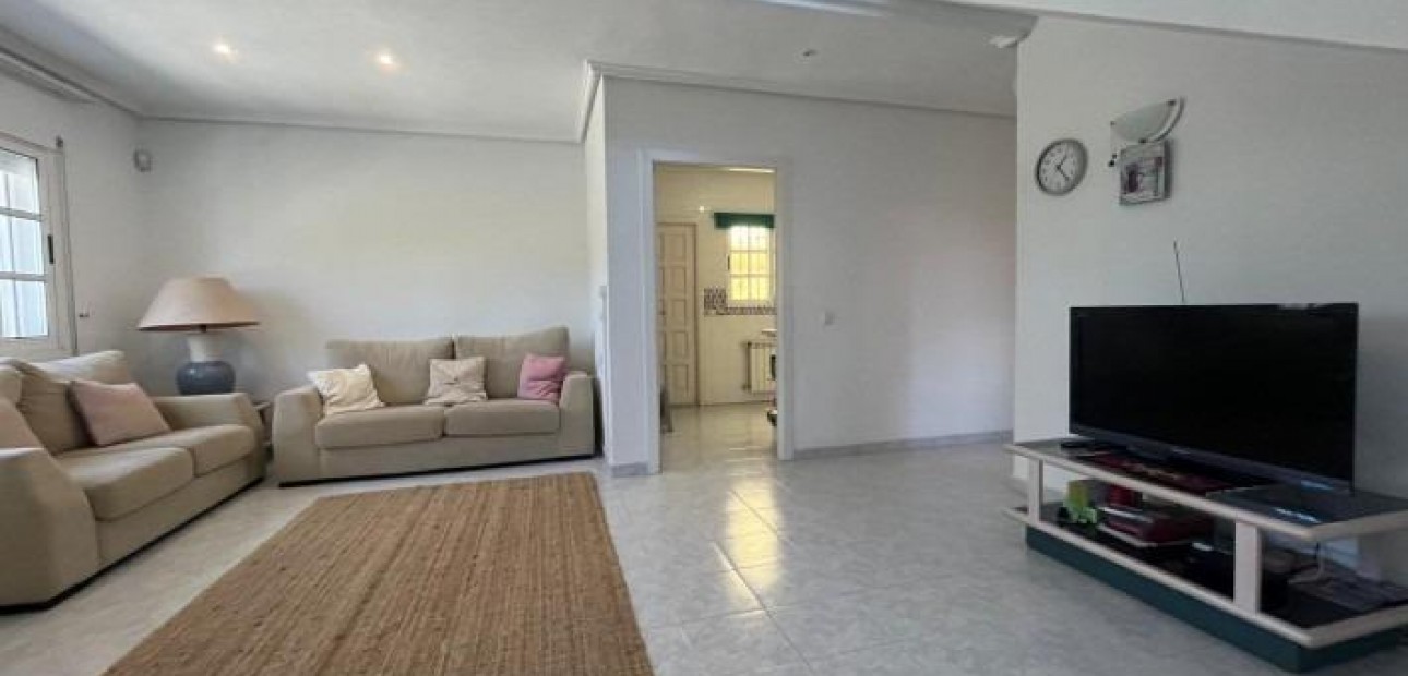 Sale - House -
Orihuela Costa - Rocio del Mar