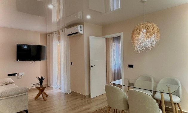 Sale - Apartment / flat -
Torrevieja - Parque las naciones