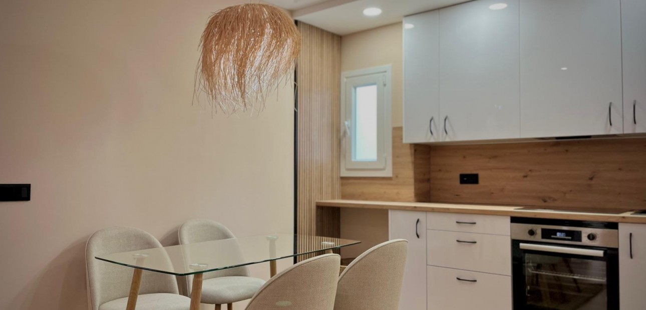 Sale - Apartment / flat -
Torrevieja - Parque las naciones