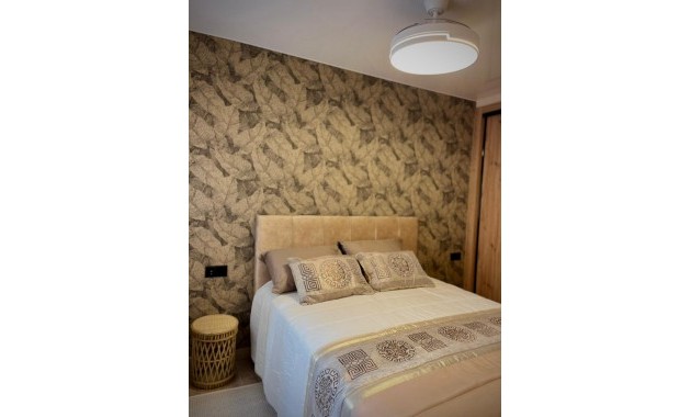 Sale - Apartment / flat -
Torrevieja - Parque las naciones