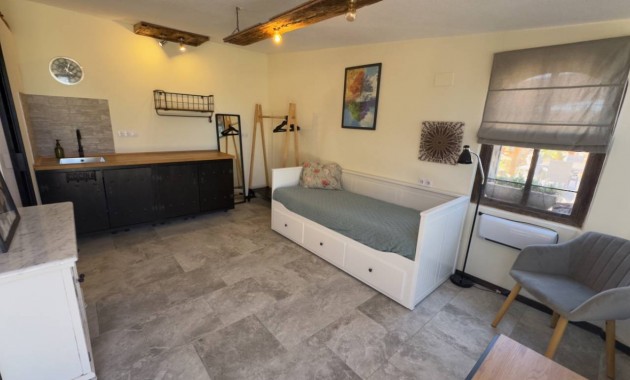 Venta - Finca / Country Property -
Catral