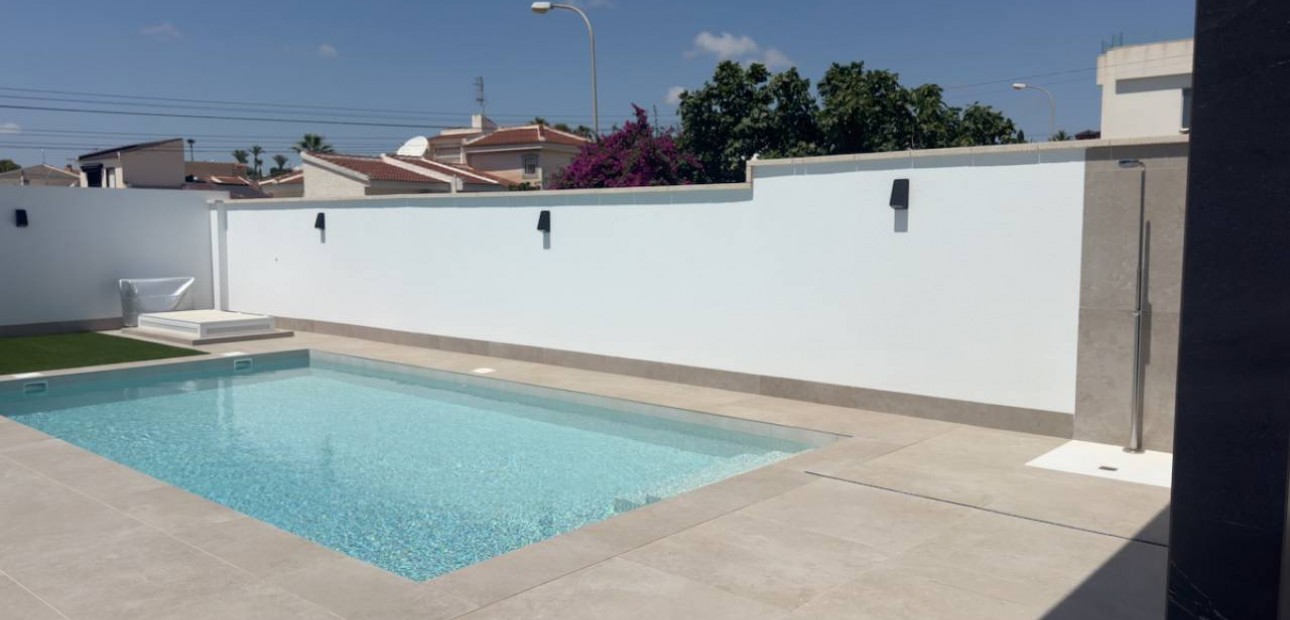 New Build - Villa -
Ciudad Quesada