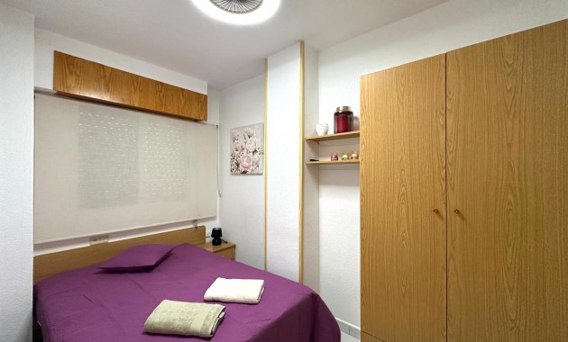 Herverkoop - Appartement / flat -
Torrevieja - Acequion