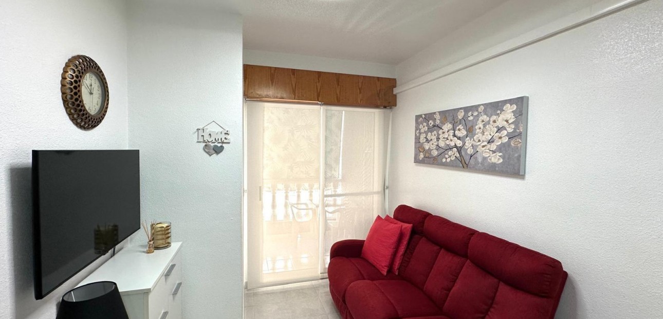 Herverkoop - Appartement / flat -
Torrevieja - Acequion