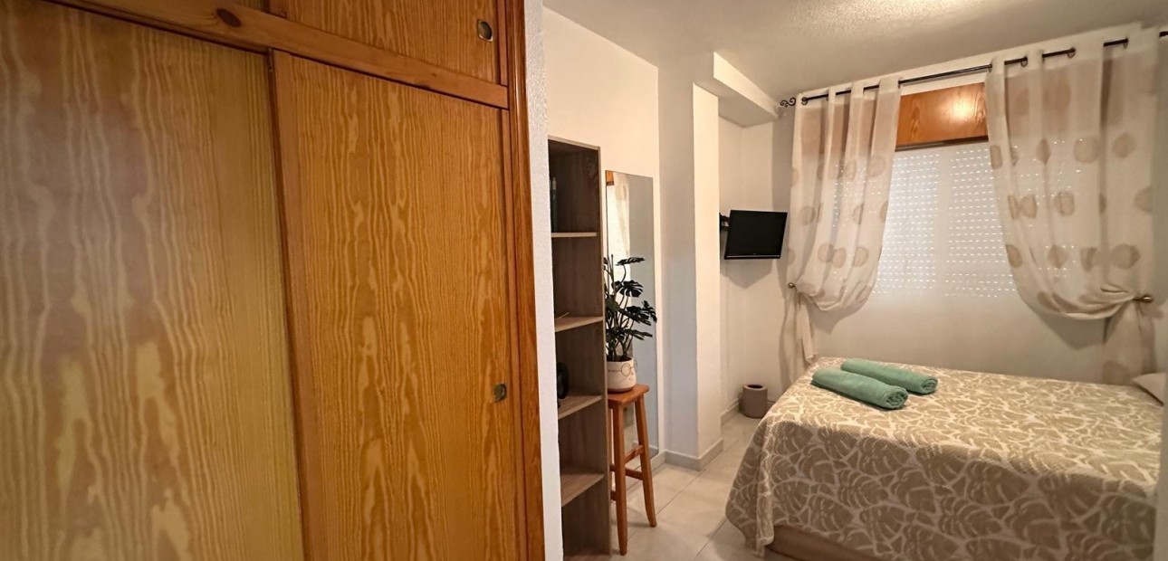Herverkoop - Appartement / flat -
Torrevieja - Acequion