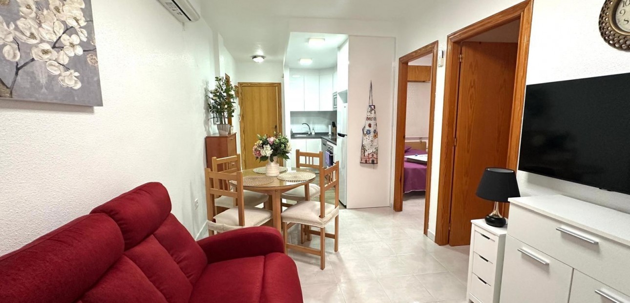 Herverkoop - Appartement / flat -
Torrevieja - Acequion