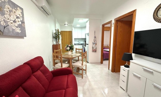 Herverkoop - Appartement / flat -
Torrevieja - Acequion