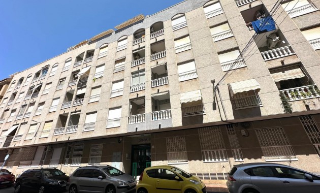 Herverkoop - Appartement / flat -
Torrevieja - Acequion