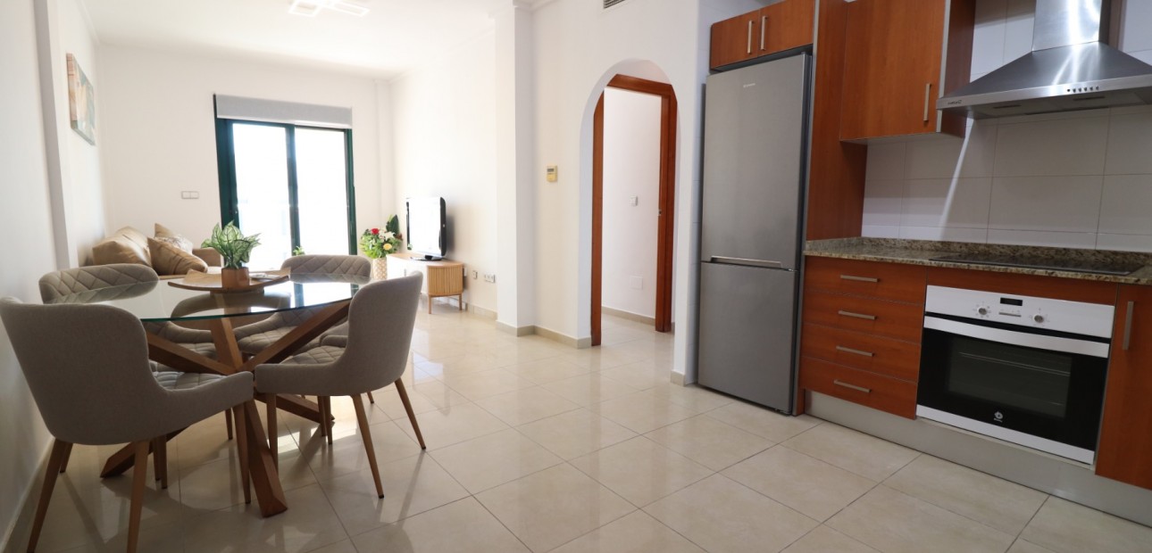 Herverkoop - Appartement / flat -
Ciudad Quesada - Doña Pepa