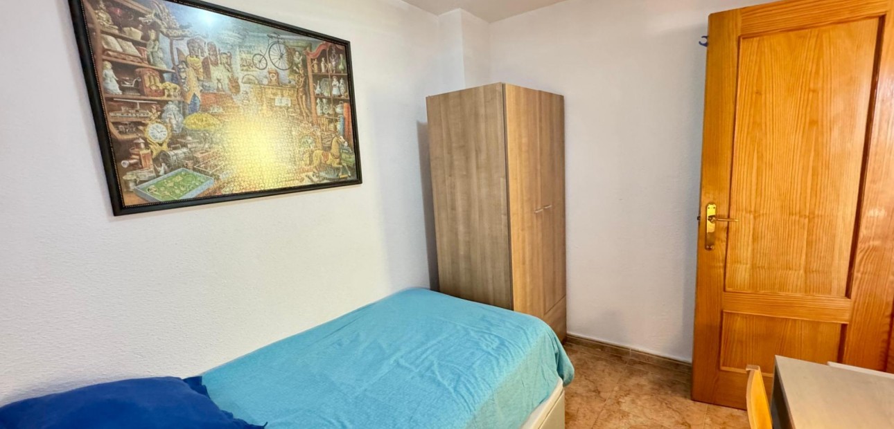 Venta - Ático -
Torrevieja - Centro