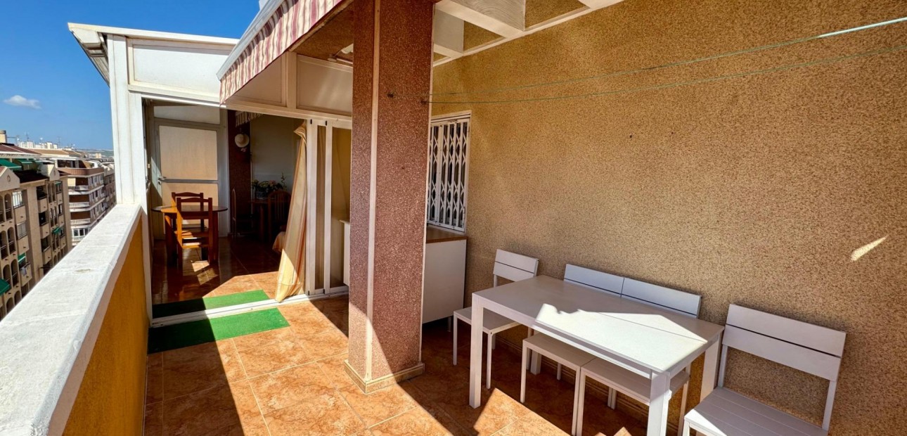 Venta - Ático -
Torrevieja - Centro