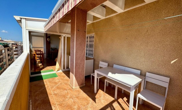 Venta - Ático -
Torrevieja - Centro