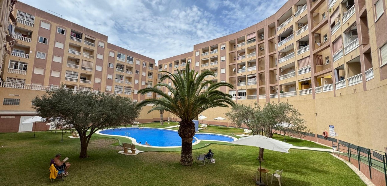 Venta - Ático -
Torrevieja - Centro