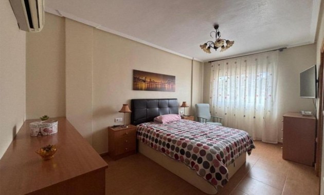 Venta - House -
Orihuela - La Murada-Los Vicentes