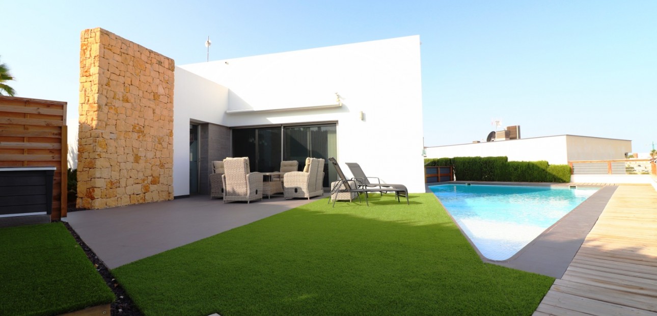 Venta - Detached Villa -
Benimar - Benimar III