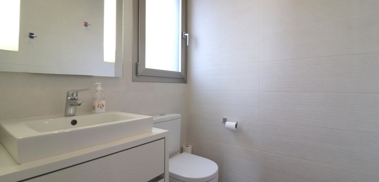 Venta - Detached Villa -
Benimar - Benimar III