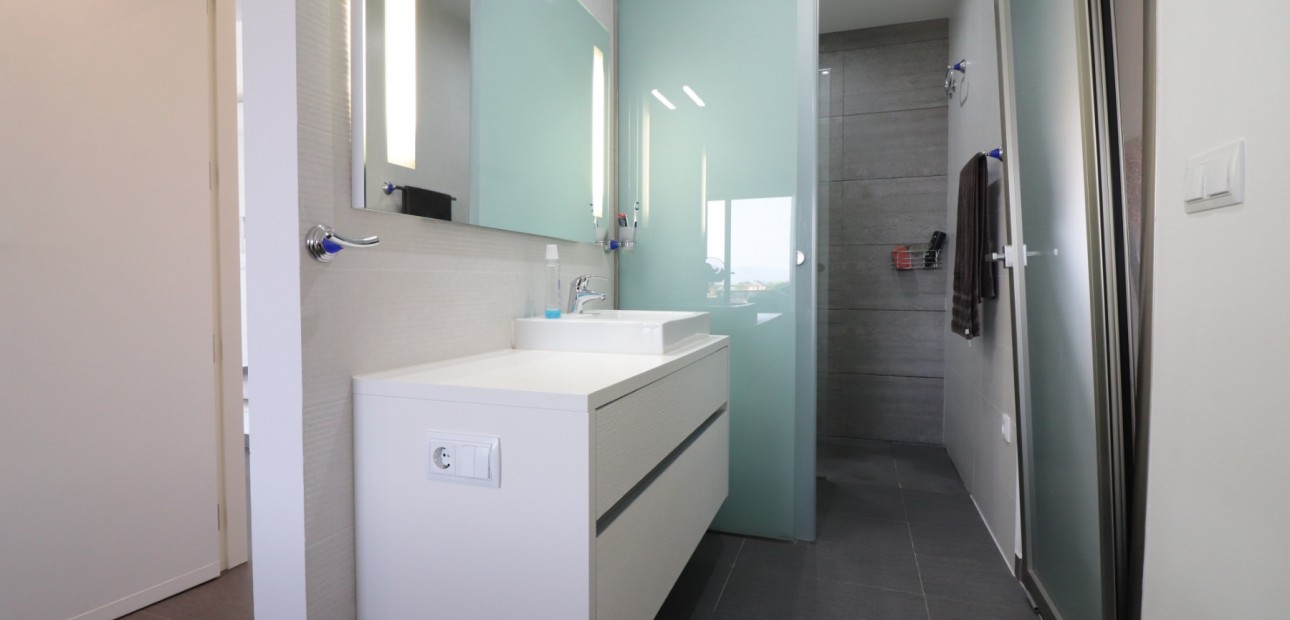 Venta - Detached Villa -
Benimar - Benimar III