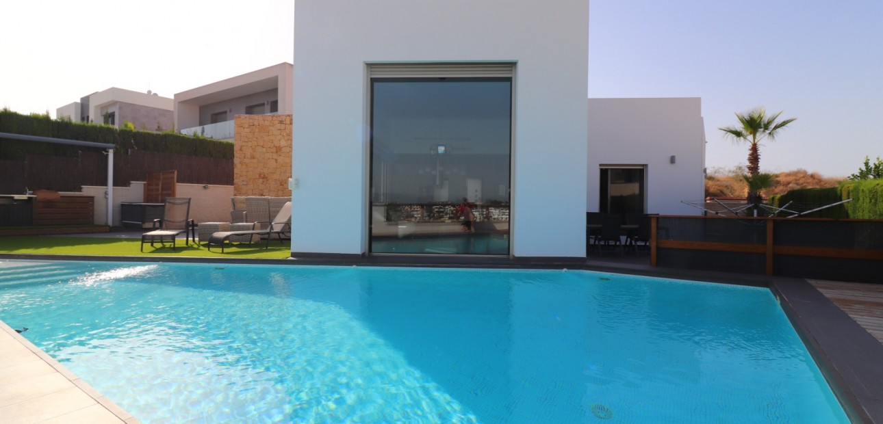 Venta - Detached Villa -
Benimar - Benimar III