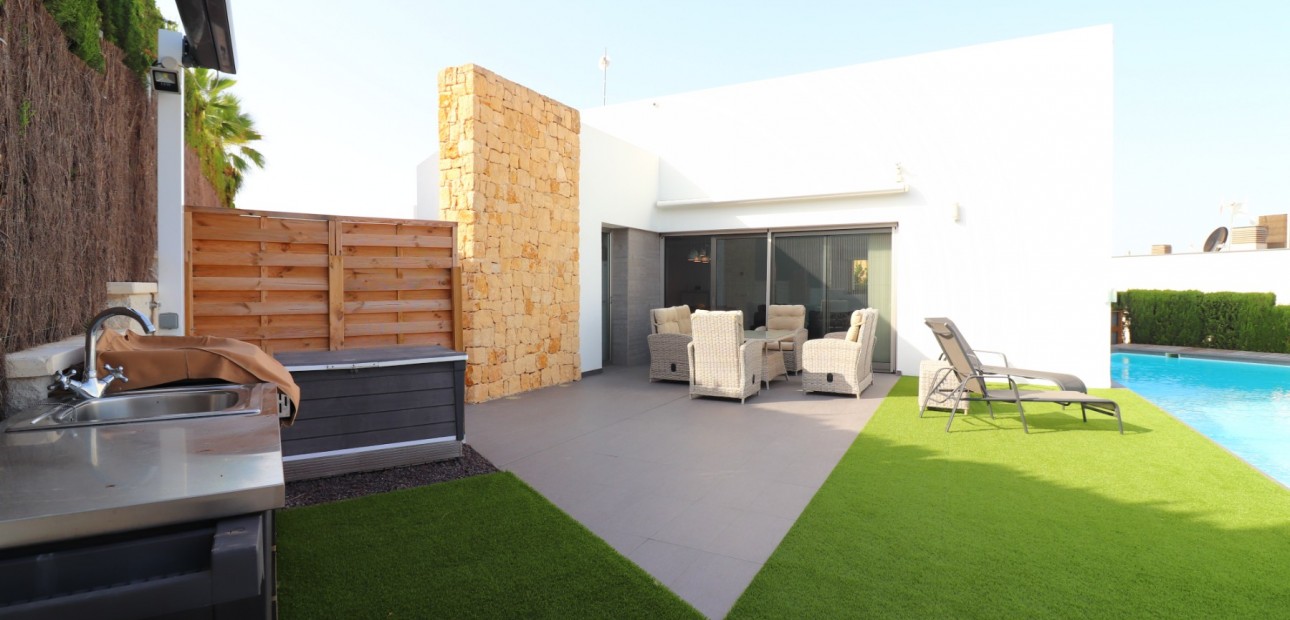 Venta - Detached Villa -
Benimar - Benimar III