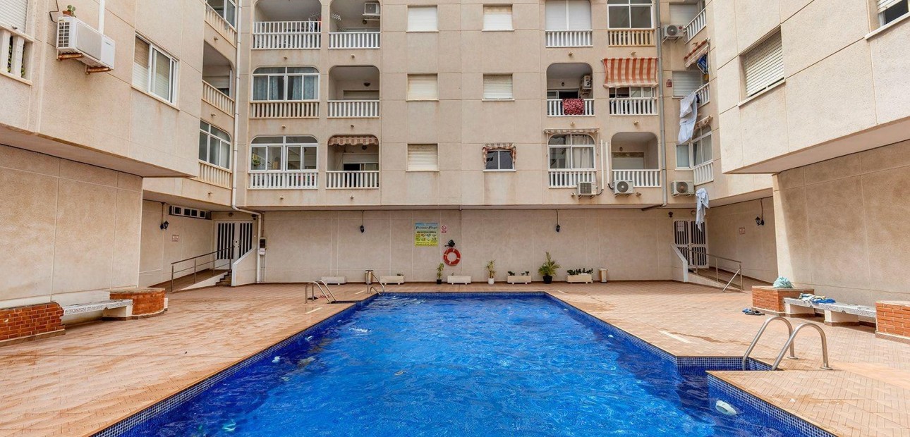 Venta - Apartamento / piso -
Torrevieja - Acequion