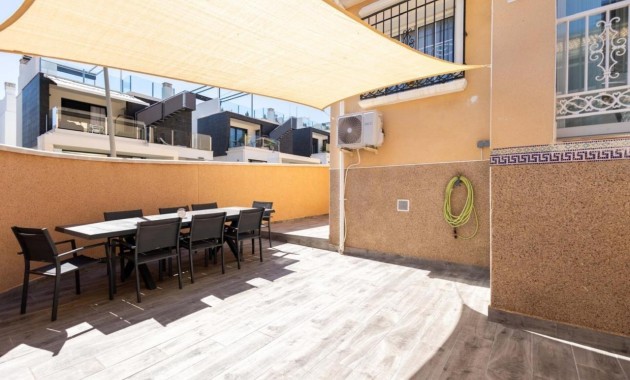 Venta - Villa -
Orihuela Costa - Montezenia