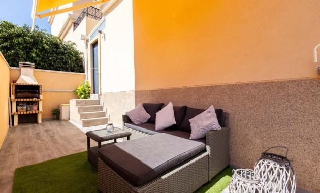 Venta - Villa -
Orihuela Costa - Montezenia