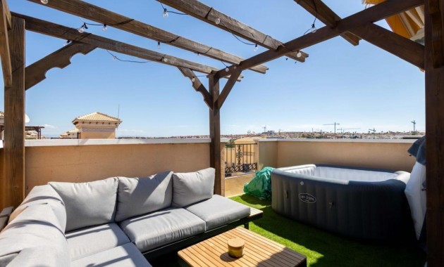 Venta - Villa -
Orihuela Costa - Montezenia