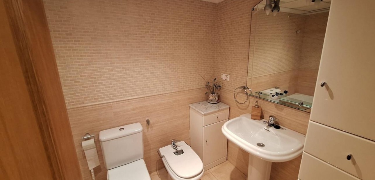 Venta - Apartamento / piso -
Torrevieja - La Mata