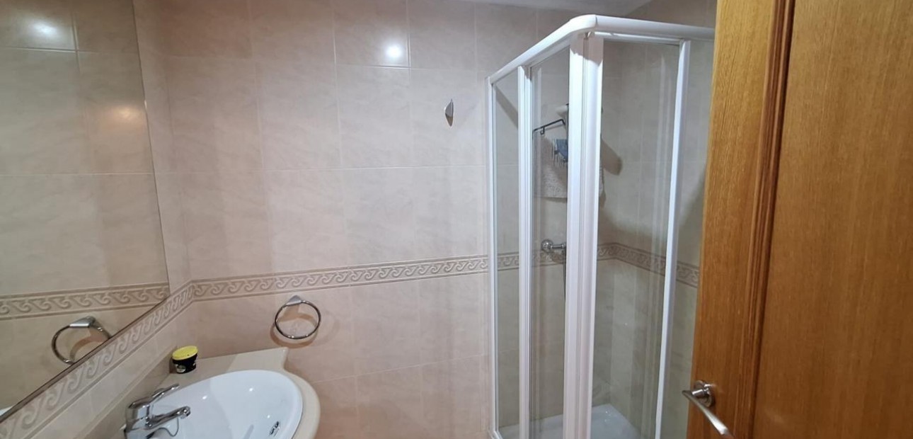 Venta - Apartamento / piso -
Torrevieja - La Mata