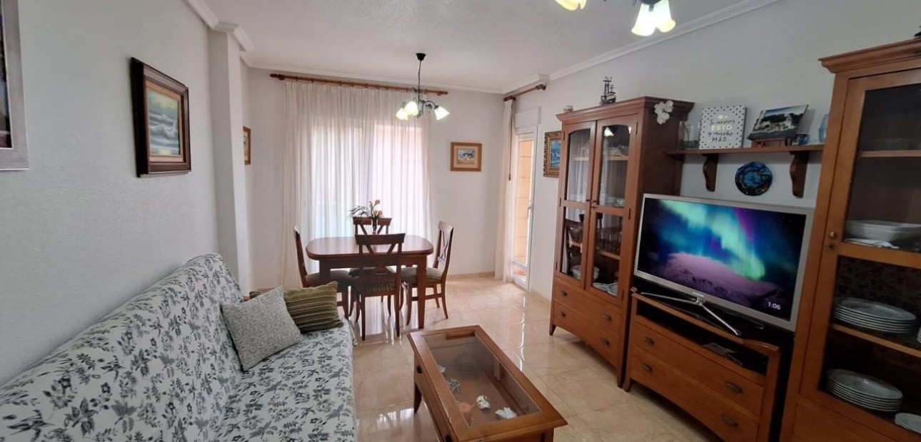 Venta - Apartamento / piso -
Torrevieja - La Mata