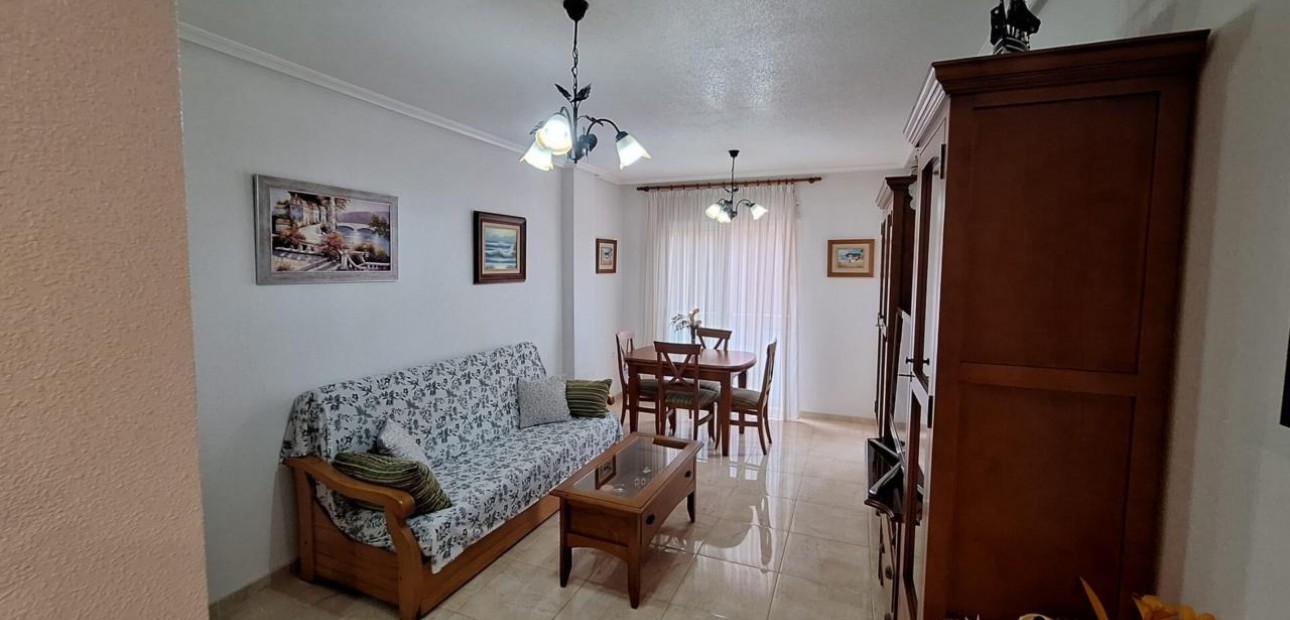 Venta - Apartamento / piso -
Torrevieja - La Mata