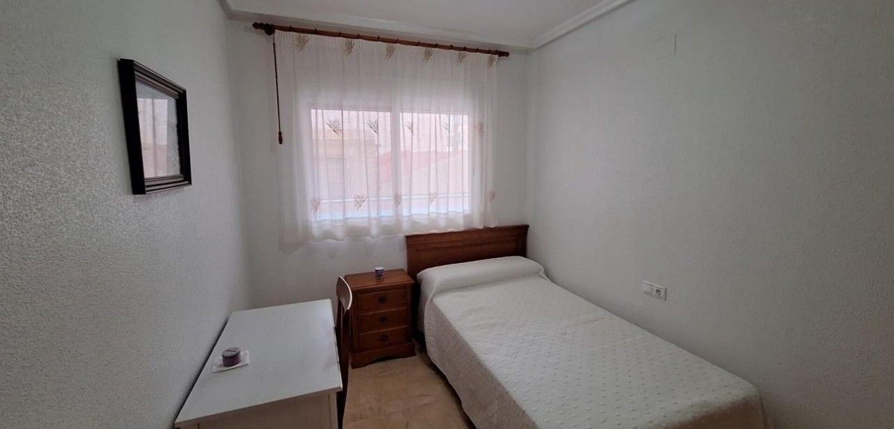Venta - Apartamento / piso -
Torrevieja - La Mata