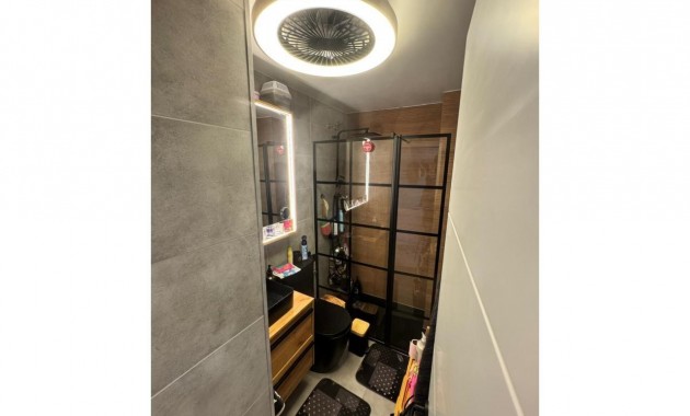 Sale - Apartment / flat -
Torrevieja - torrevieja
