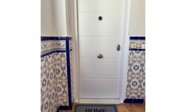 Sale - Apartment / flat -
Torrevieja - torrevieja