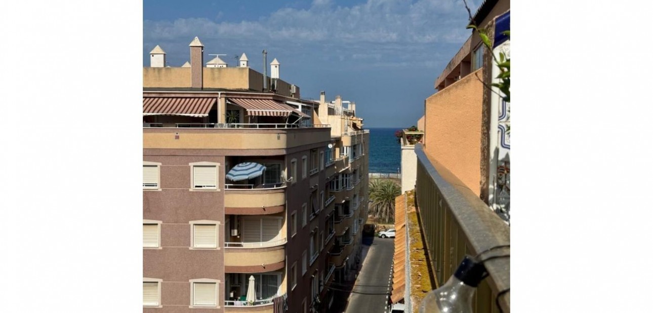 Sale - Apartment / flat -
Torrevieja - torrevieja
