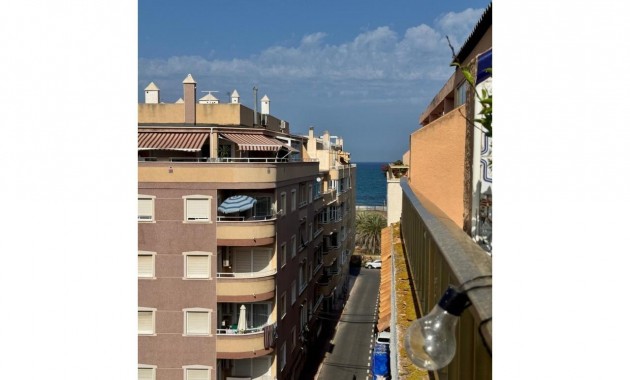 Sale - Apartment / flat -
Torrevieja - torrevieja