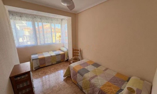 Venta - Apartamento / piso -
Torrevieja - Los Europeos